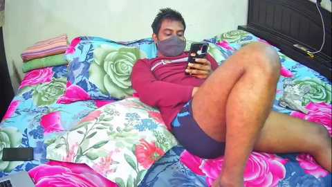 younger_couples free recording from 2025-12-22 00:31:00