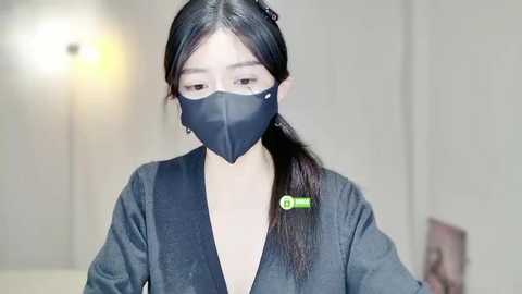 _hell0_kitty free recording from 2025-12-23 00:05:00