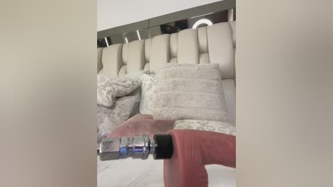 alisson_foxxx1 free recording from 2025-12-23 00:55:00