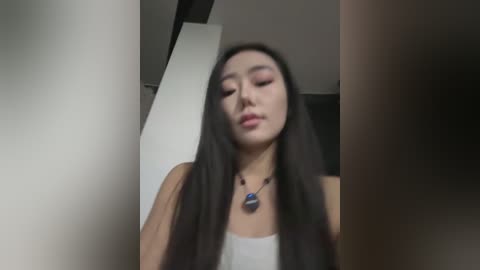 jiajia_l free recording from 2025-12-23 00:43:00