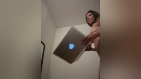 katejonhson free recording from 2025-12-23 00:55:00