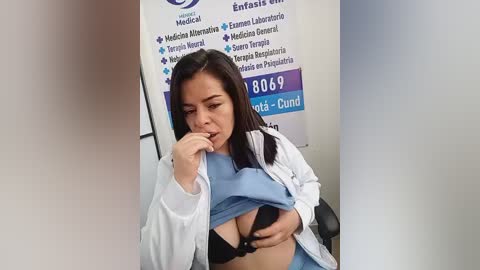 nathalia_28_ free recording from 2025-12-23 00:43:00