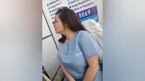 nathalia_28_ free recording from 2025-12-23 00:42:00