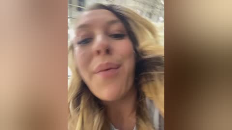 sweet___emily free recording from 2025-12-23 00:43:00