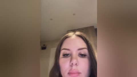 alina_vibe_me free recording from 2025-12-24 00:04:00