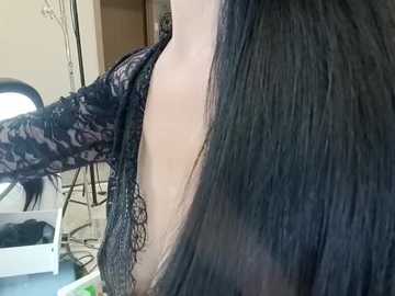 bella_999 free recording from 2025-12-24 03:02:00