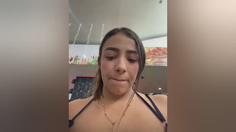 hall_16 free recording from 2025-12-24 03:02:00