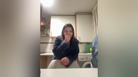 noeliagglow free recording from 2025-12-24 00:04:00