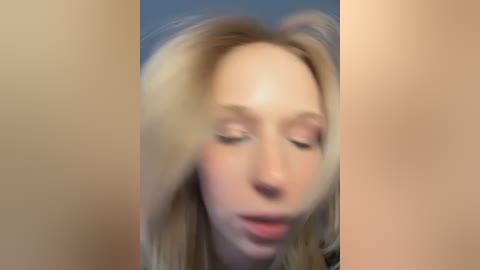 rolldolls free recording from 2025-12-24 03:43:00