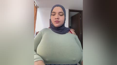 sweetmuslim01 free recording from 2025-12-24 03:02:00