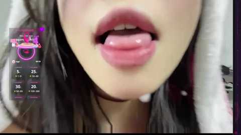 yiyi_707 free recording from 2025-12-25 00:20:00