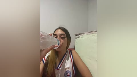 loirinhaaa free recording from 2025-12-26 00:05:00