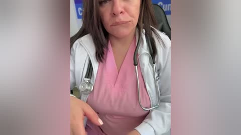 nathalia_28_ free recording from 2025-12-26 00:45:00