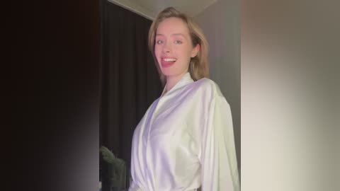 sunnyshiney free recording from 2025-12-27 00:16:00