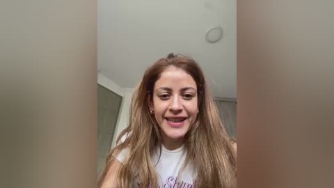 alana15 free recording from 2025-12-28 00:09:00