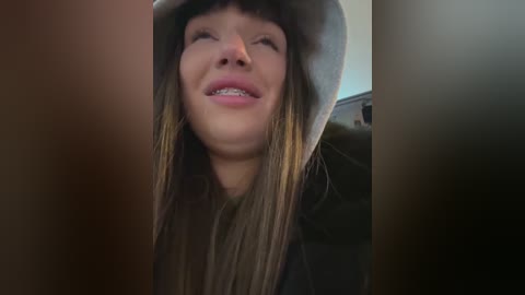 sophie_avory free recording from 2025-12-28 00:09:00