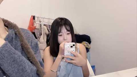 zhouzhou_yc free recording from 2025-12-28 00:10:00