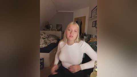 emmipemmi free recording from 2025-12-29 01:17:00