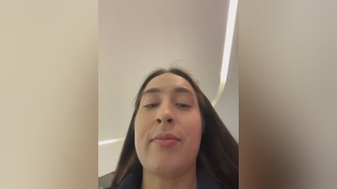 holly_play free recording from 2025-12-29 01:17:00