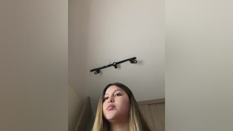 lunablossom_ free recording from 2025-12-29 01:17:00