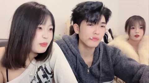 zhouzhou_yc free recording from 2025-12-29 00:17:00