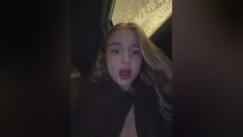 _teenytiny_ free recording from 2025-12-30 00:30:00