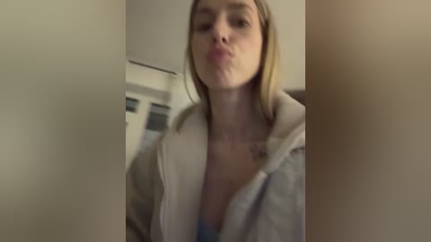 kira_mia free recording from 2025-12-30 00:30:00