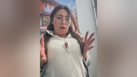 liz_06_ free recording from 2025-12-30 00:30:00