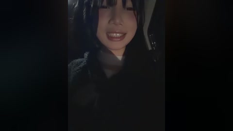 yiyi_707 free recording from 2025-12-30 00:30:00