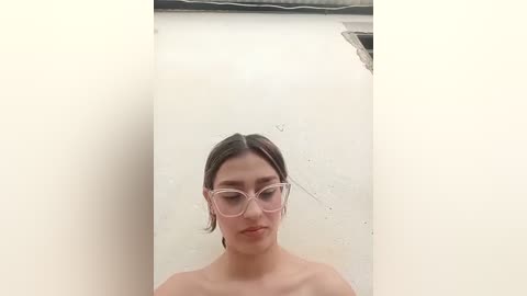 ary_18 free recording from 2025-12-31 00:09:00