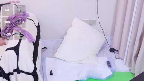 xiaoxi___n free recording from 2025-12-31 00:10:00