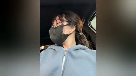 linh_2004 free recording from 2026-01-01 06:14:00