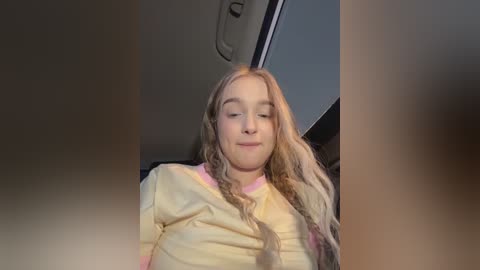 _teenytiny_ free recording from 2026-01-05 00:02:00