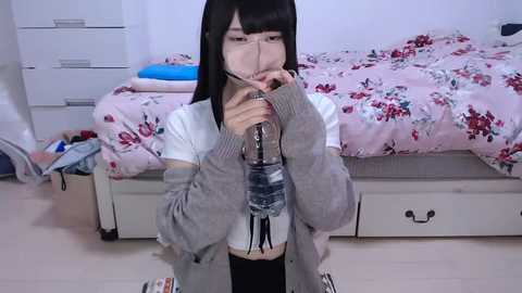 ami___oo free recording from 2026-01-05 00:02:00