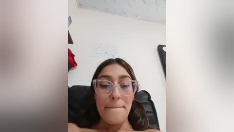 ary_18 free recording from 2026-01-05 00:02:00