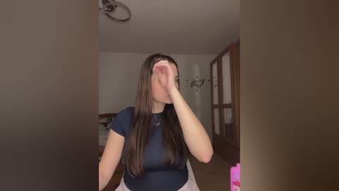 elenamariee free recording from 2026-01-03 00:37:00