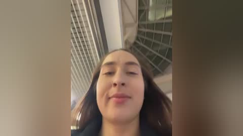 holly_play free recording from 2026-01-05 00:02:00