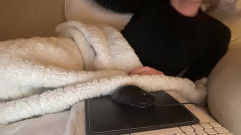 18yoteenvirgin free recording from 2026-01-05 00:02:00