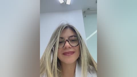 alicee16 free recording from 2026-01-05 00:04:00