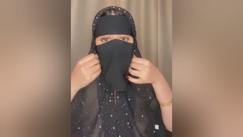 arab_mimi free recording from 2026-01-05 00:02:00