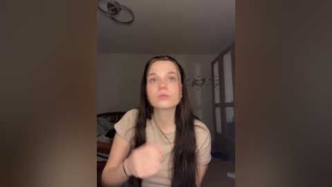 elenamariee free recording from 2026-01-05 00:22:00