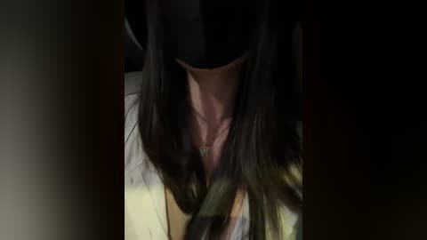 lucky_cat88 free recording from 2026-01-05 00:02:00