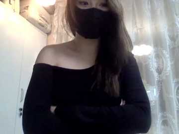 mia_8 free recording from 2026-01-05 00:18:00