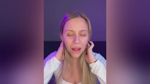 lunawolf21 free recording from 2026-01-05 00:18:00