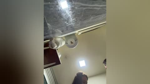 roouse free recording from 2026-01-05 00:12:00