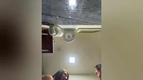 roouse free recording from 2026-01-06 00:04:00