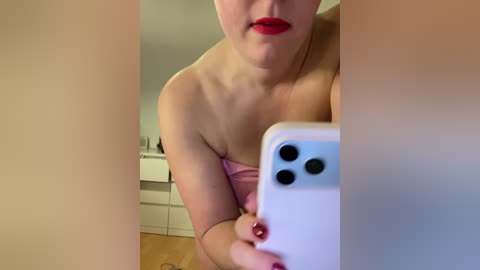 petite_minette30 free recording from 2026-01-08 00:02:00