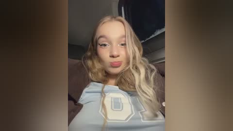 _teenytiny_ free recording from 2026-01-08 00:02:00