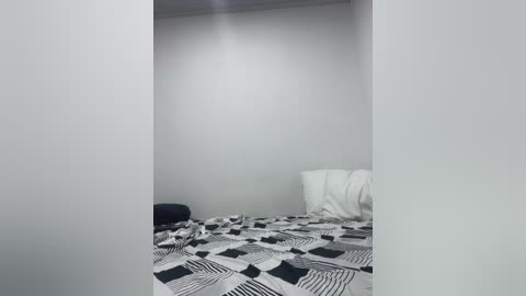 pareja_curiosa19 free recording from 2026-01-07 00:13:00