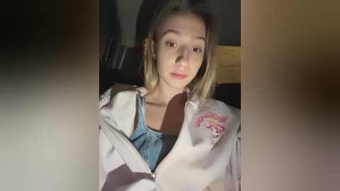 lia__love free recording from 2026-01-08 00:25:00